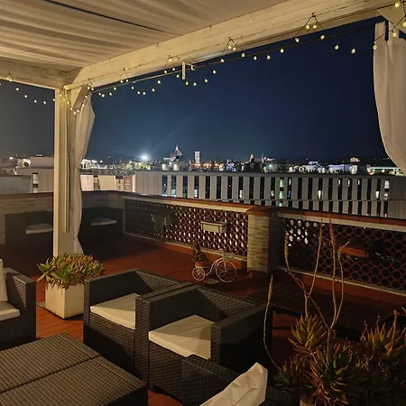 Panoramic Luxury Little Penthouse Florenz
