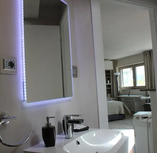Panoramic Luxury Little Penthouse